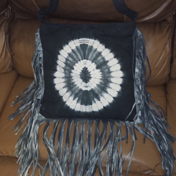 EARTHBOUND Black and White Tie-Dye Crossbody Bag - Picture 2 of 2